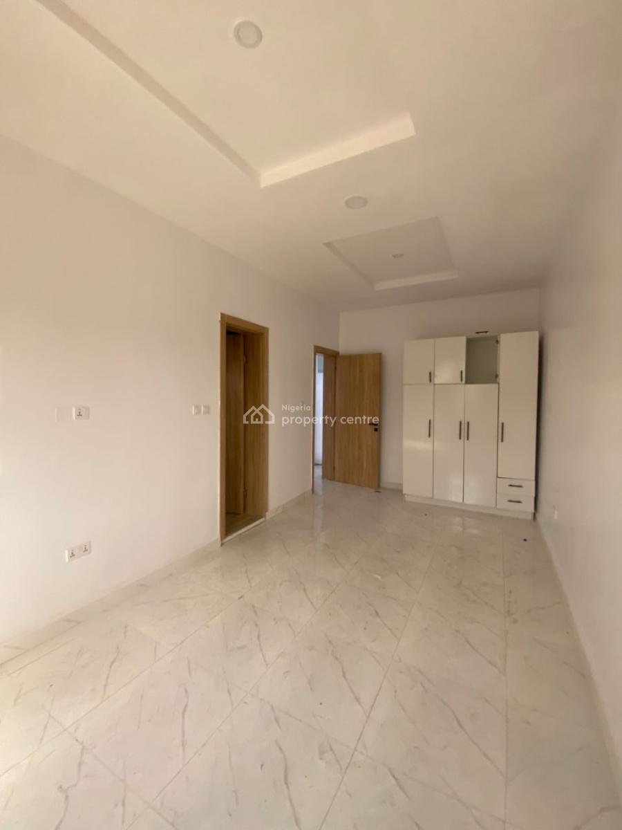 an Executive Two Brandnew Two Bedroom Flat, Crest Gardens Estate Monastery Road Shoprite, Sangotedo, Ajah, Lagos, Flat / Apartment for Rent