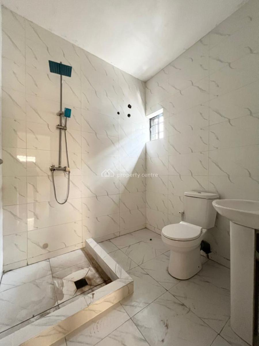 1 Bedroom Apartment, Sangotedo, Ajah, Lagos, Block of Flats for Sale