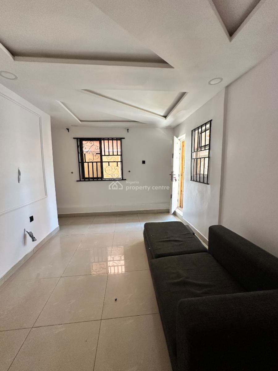 2 Bedroom Apartment, Lekki Phase 1, Lekki, Lagos, Flat / Apartment for Rent