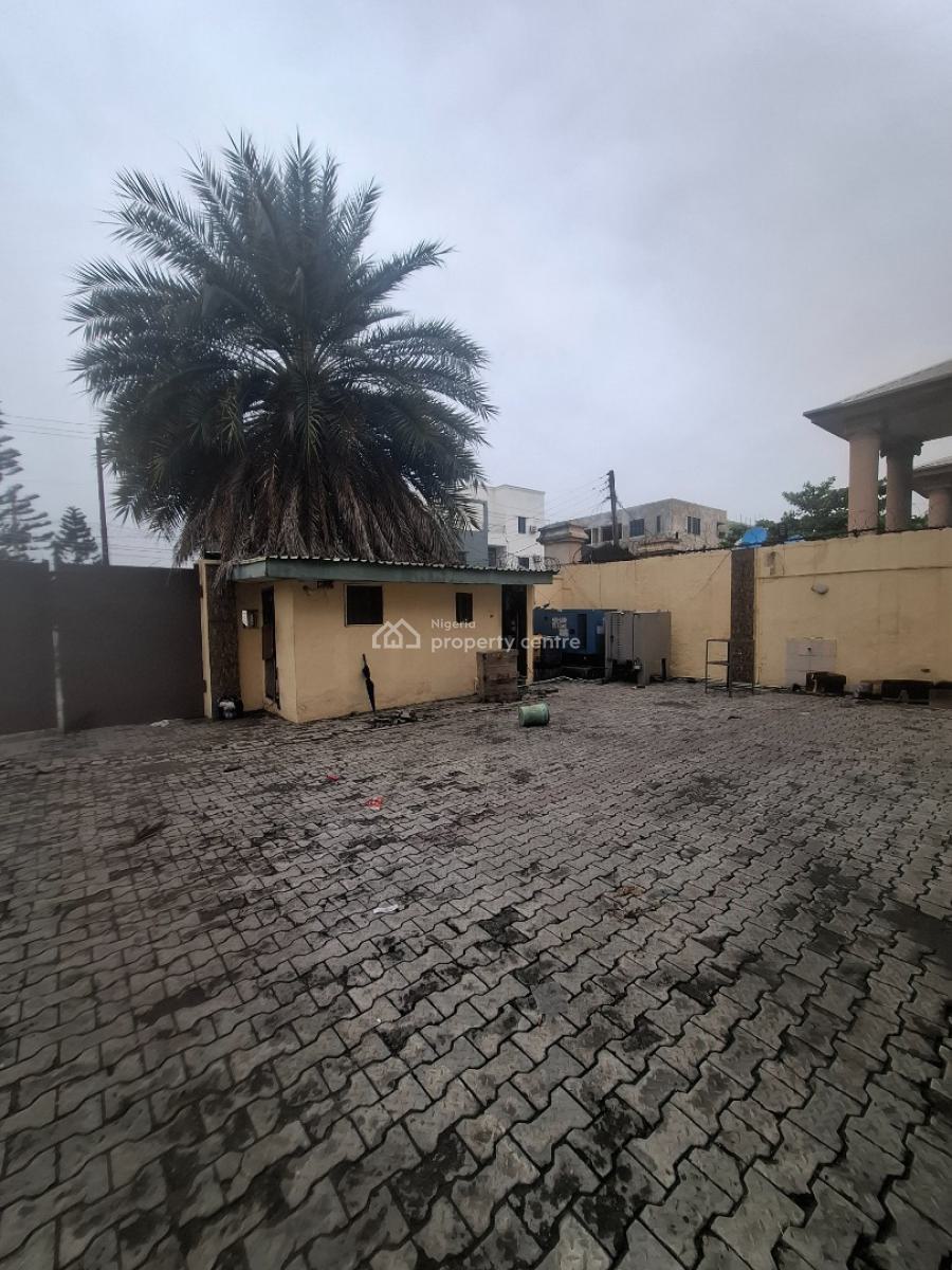 Land with Demolishble 4 Unites of 4 4bedroom Terrace Duplex, Off Admiralty Road, Lekki Phase 1, Lekki, Lagos, Mixed-use Land for Sale