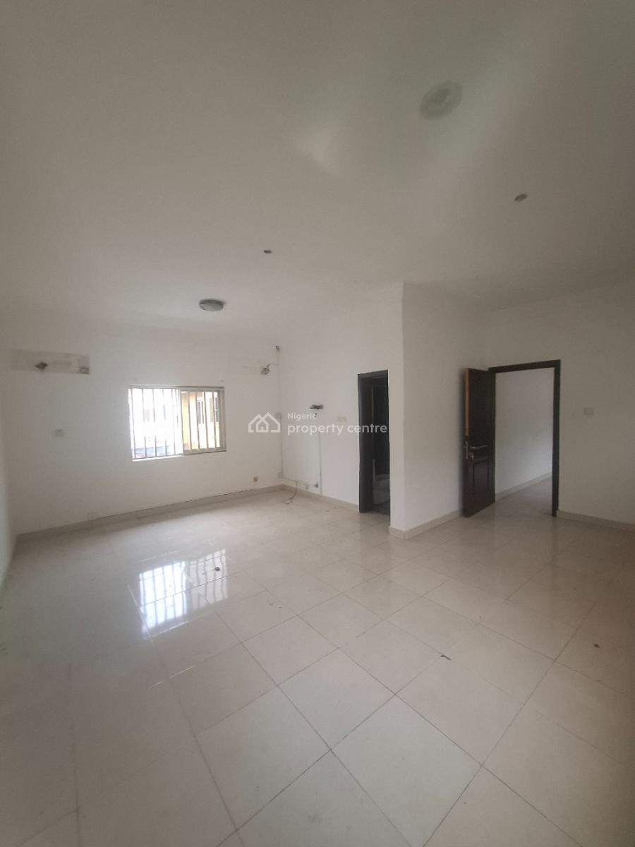 Land with Demolishble 4 Unites of 4 4bedroom Terrace Duplex, Off Admiralty Road, Lekki Phase 1, Lekki, Lagos, Mixed-use Land for Sale