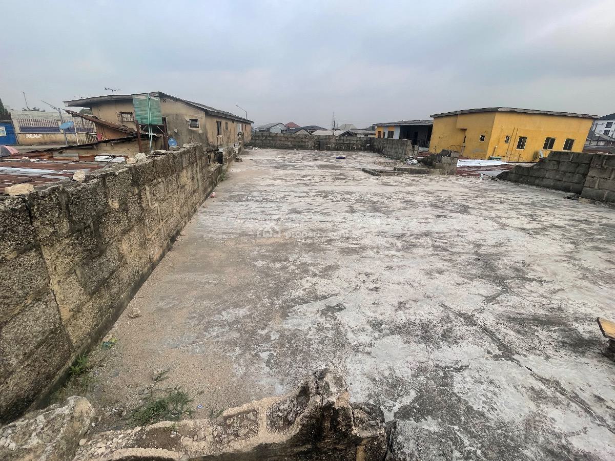 Block of Flats, Irepodun Street Entrance Gate, Iyana Ipaja, Ipaja, Lagos, Block of Flats for Sale