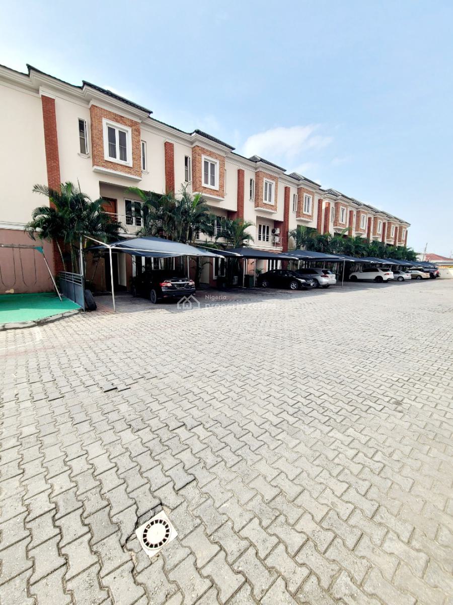 4 Bedroom Terrace Duplex with 1 Bq, Chevron Drive, Lekki, Lagos, Terraced Duplex for Rent