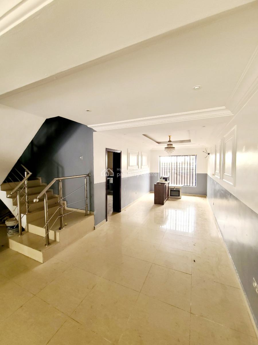 4 Bedroom Terrace Duplex with 1 Bq, Chevron Drive, Lekki, Lagos, Terraced Duplex for Rent