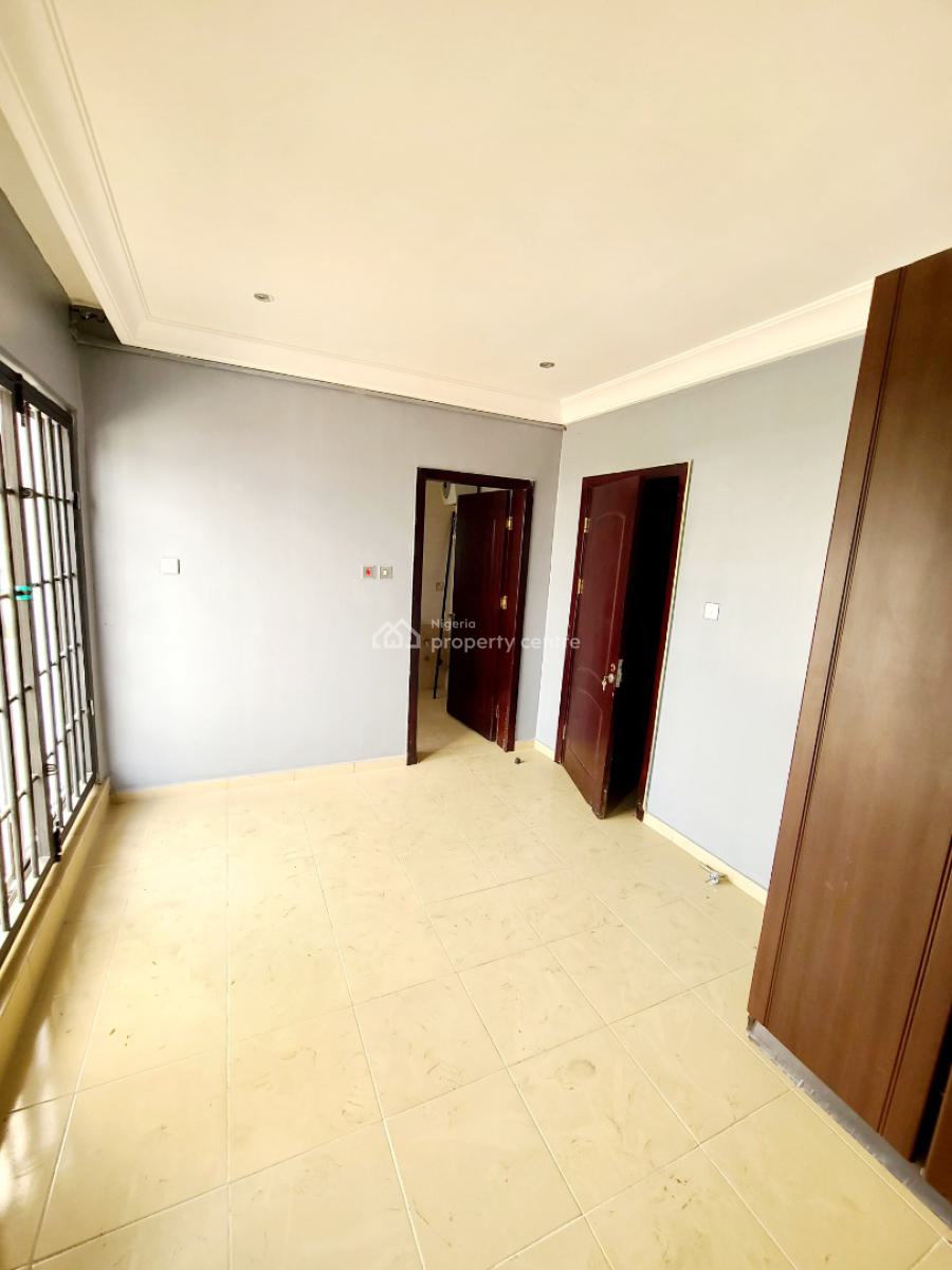 4 Bedroom Terrace Duplex with 1 Bq, Chevron Drive, Lekki, Lagos, Terraced Duplex for Rent