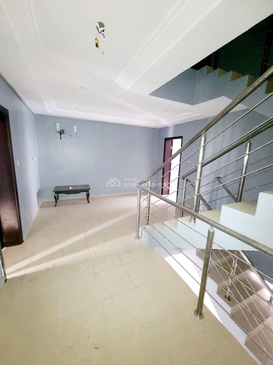 4 Bedroom Terrace Duplex with 1 Bq, Chevron Drive, Lekki, Lagos, Terraced Duplex for Rent