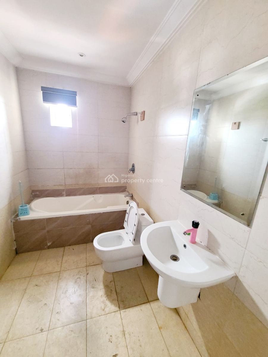 4 Bedroom Terrace Duplex with 1 Bq, Chevron Drive, Lekki, Lagos, Terraced Duplex for Rent