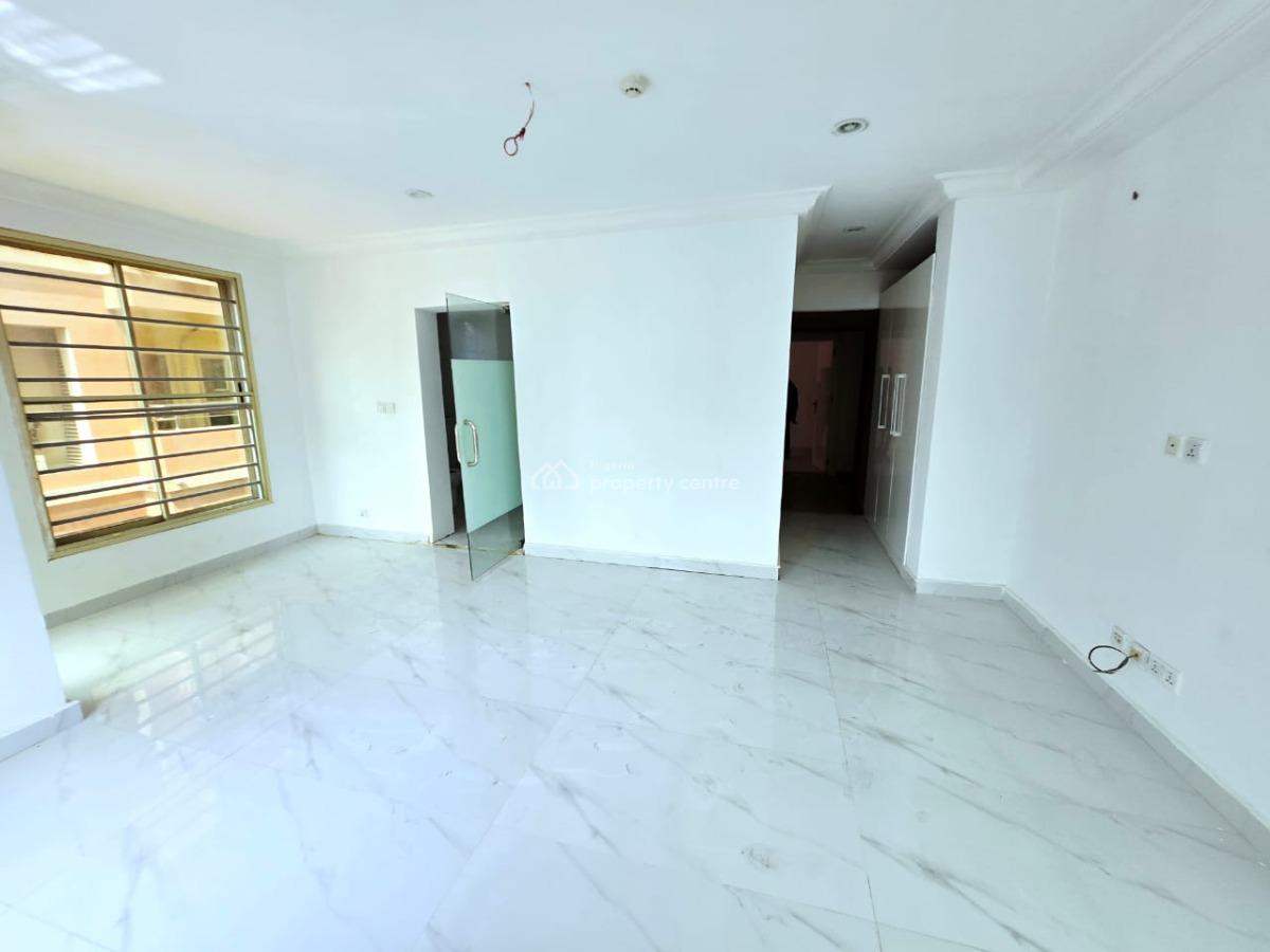 Massive & Newly Refurbished 2 Bedroom Apartment, Oniru, Victoria Island (vi), Lagos, Flat / Apartment for Sale