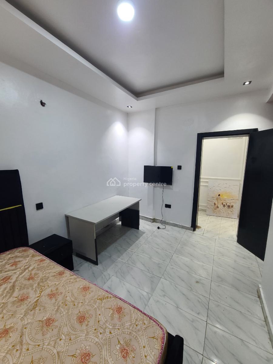 Fully Furnished 2 Bedroom Flat Ground Floor, Chevron Drive, Lekki, Lagos, Flat / Apartment for Rent