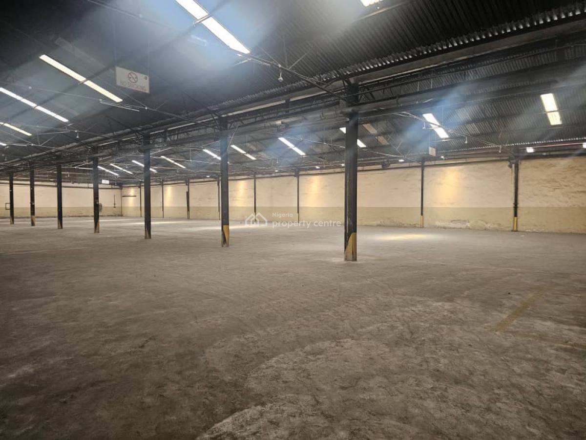 3200sqm Commercial Property, Ilupeju, Lagos, Warehouse for Rent