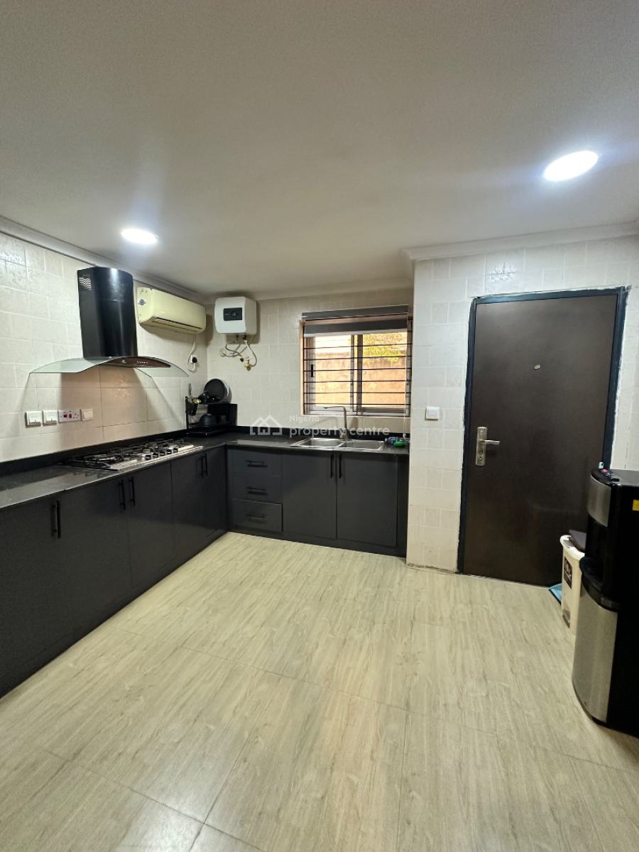 Cozy Finished 1 Bedroom Apartment, Lekki Phase 1, Lekki, Lagos, Flat / Apartment for Rent