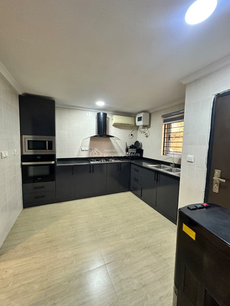 Cozy Finished 1 Bedroom Apartment, Lekki Phase 1, Lekki, Lagos, Flat / Apartment for Rent