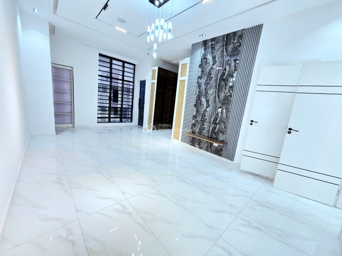 Excellent 5-bedroom Detached Duplex with  Features, Chevron, Lekki, Lagos, Detached Duplex for Sale