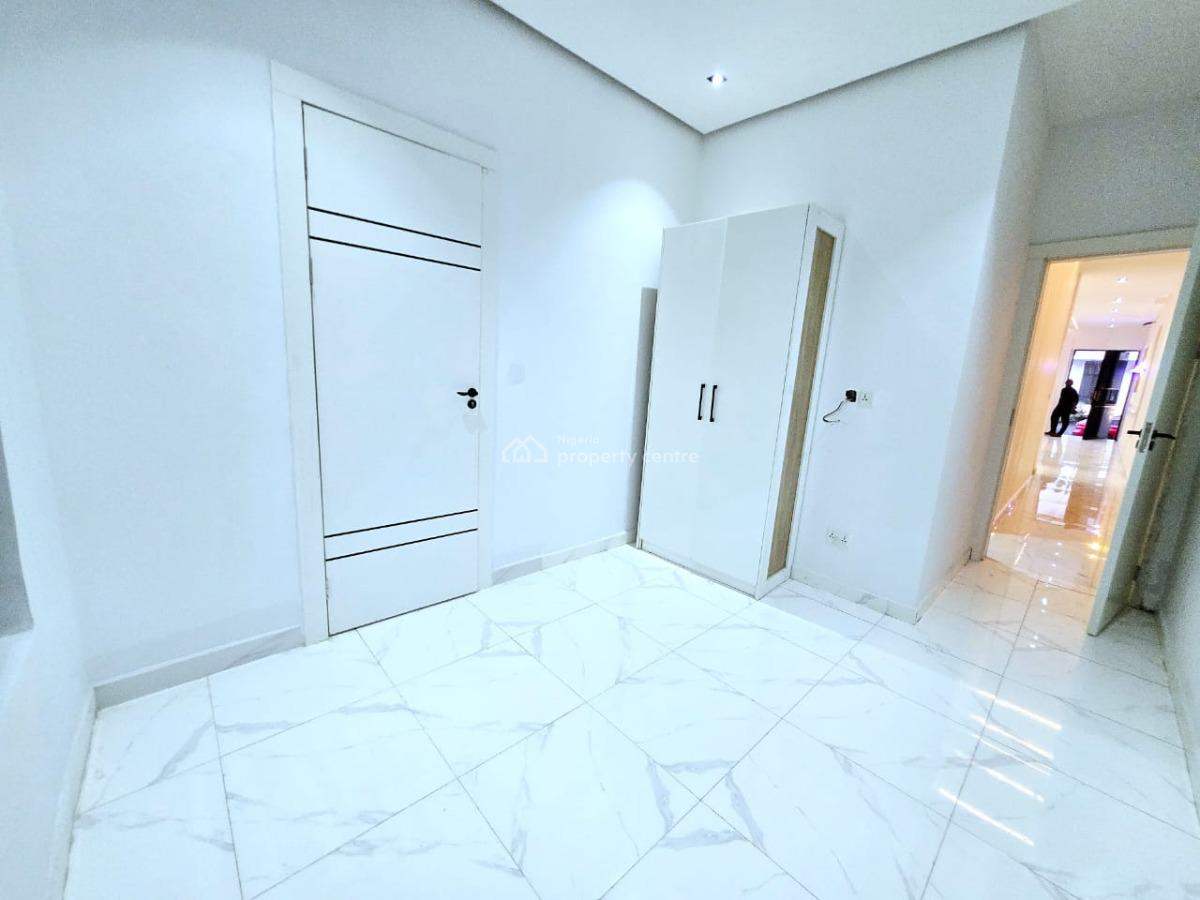 Excellent 5-bedroom Detached Duplex with  Features, Chevron, Lekki, Lagos, Detached Duplex for Sale