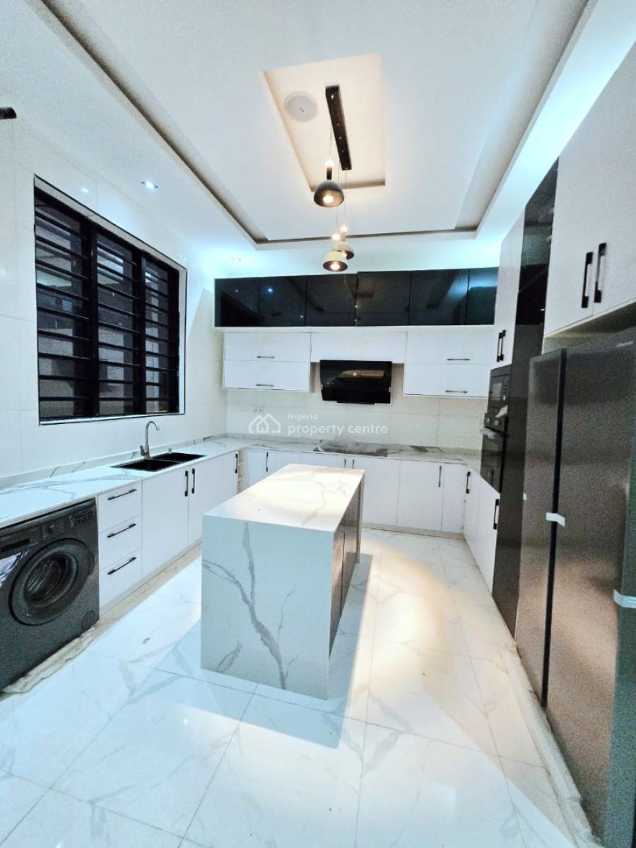 Excellent 5-bedroom Detached Duplex with  Features, Chevron, Lekki, Lagos, Detached Duplex for Sale