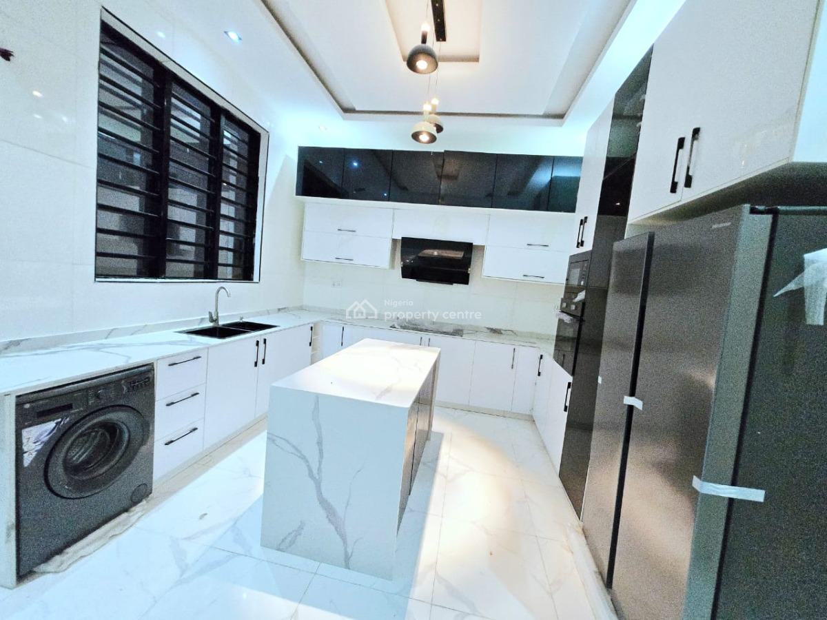 Excellent 5-bedroom Detached Duplex with  Features, Chevron, Lekki, Lagos, Detached Duplex for Sale