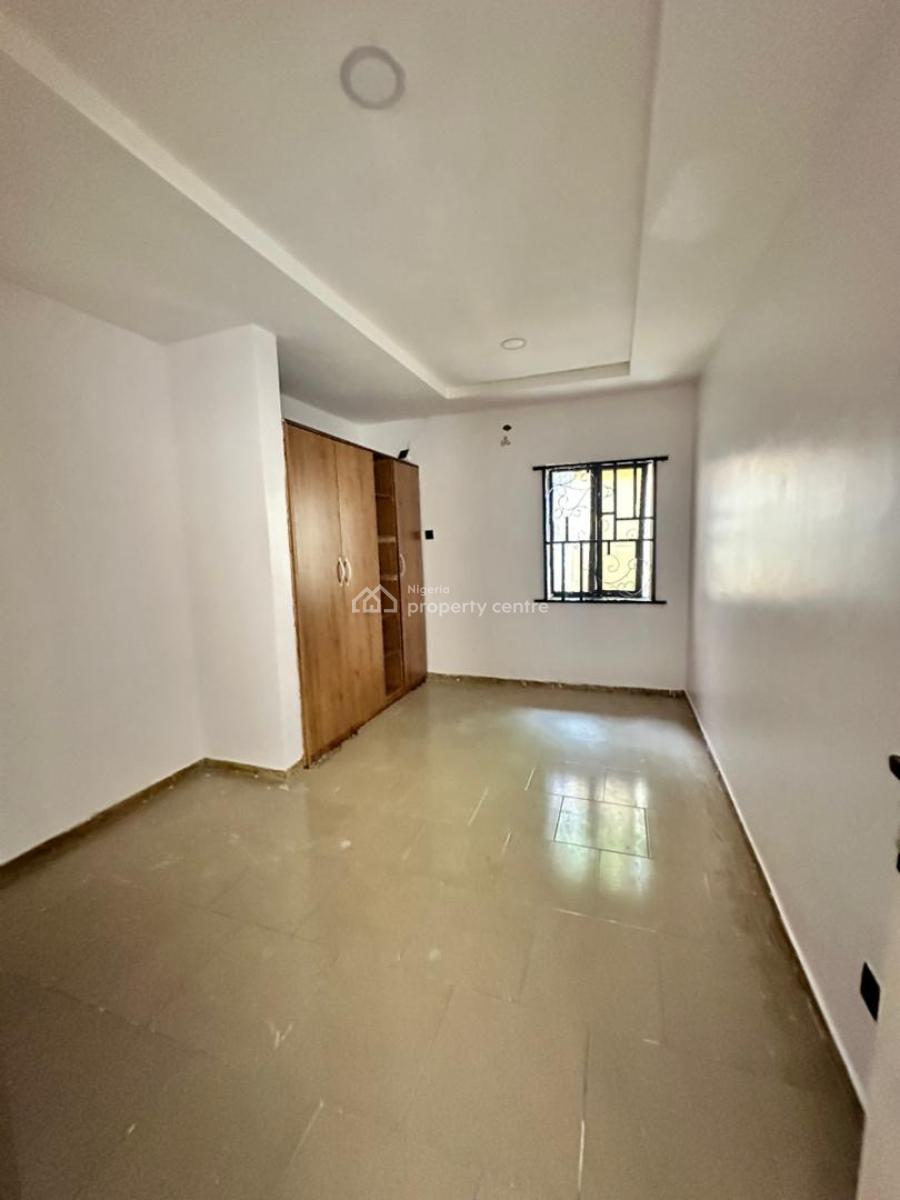 Cozy 2 Bedroom Apartment, Lekki Phase 1, Lekki, Lagos, Flat / Apartment for Rent