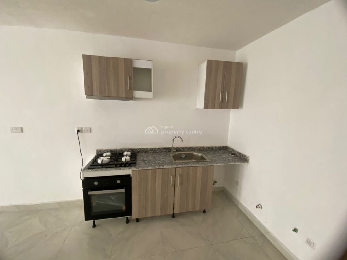 Spacious Massive Luxury 2 Bedroom Flat, Off Freedom Way, Lekki, Lagos, Flat / Apartment for Rent