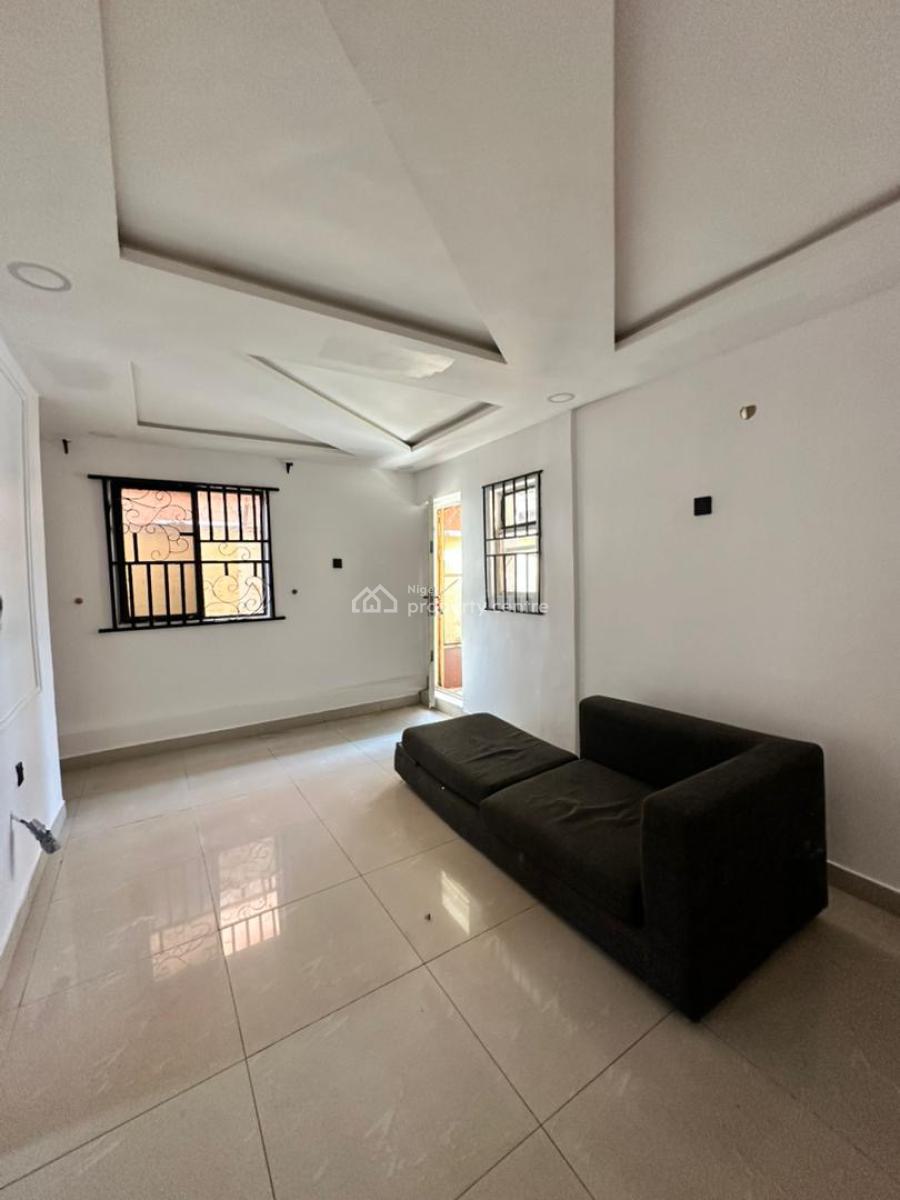 Newly Built 1 Bedroom Apartment (not Furnished), Lekki Phase 1, Lekki, Lagos, Flat / Apartment for Rent