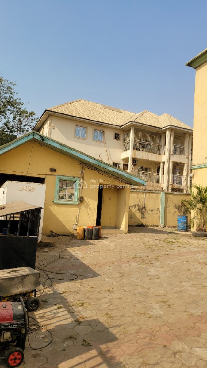Massive 6 Units of 3-bedroom/ 6 Units of 1 Bedroom Attached, Haruna Crescent, Utako, Abuja, Flat / Apartment for Sale
