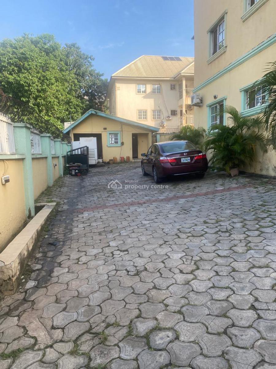 Massive 6 Units of 3-bedroom/ 6 Units of 1 Bedroom Attached, Haruna Crescent, Utako, Abuja, Flat / Apartment for Sale