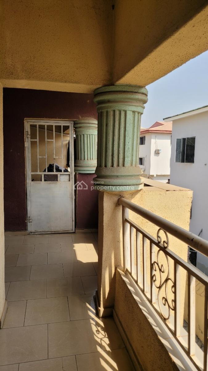 Massive 6 Units of 3-bedroom/ 6 Units of 1 Bedroom Attached, Haruna Crescent, Utako, Abuja, Flat / Apartment for Sale