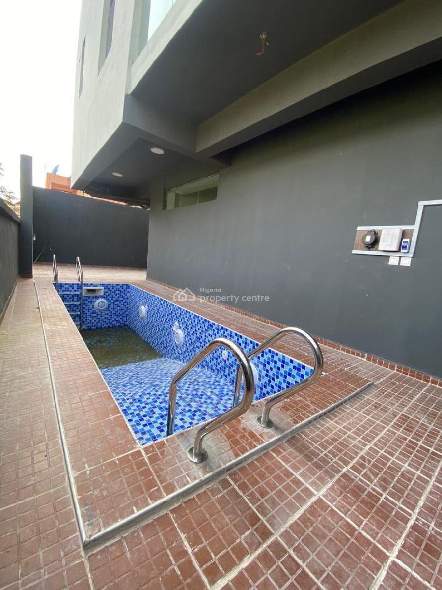 Fully Serviced 2 Bedroom Apartment, Lekki Phase 1, Lekki, Lagos, Flat / Apartment for Sale