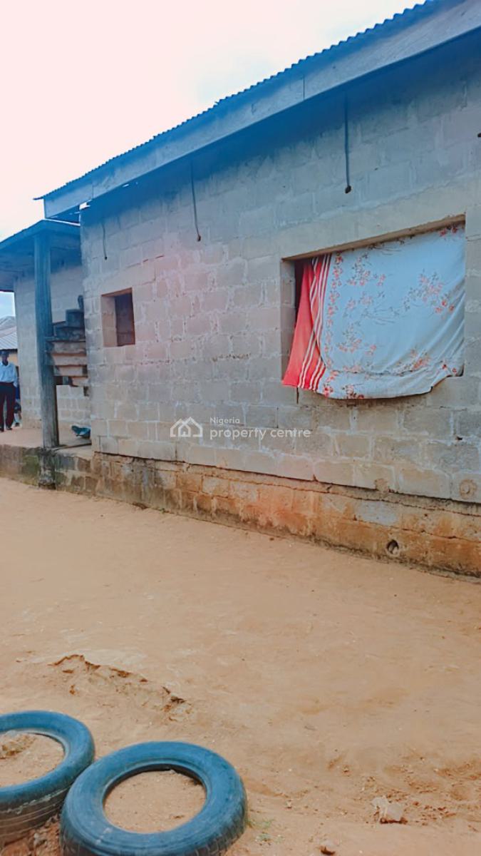 Dry Land with Structure, Mosan-shagari, Off Gowon Estate, Alimosho, Lagos, Mixed-use Land for Sale