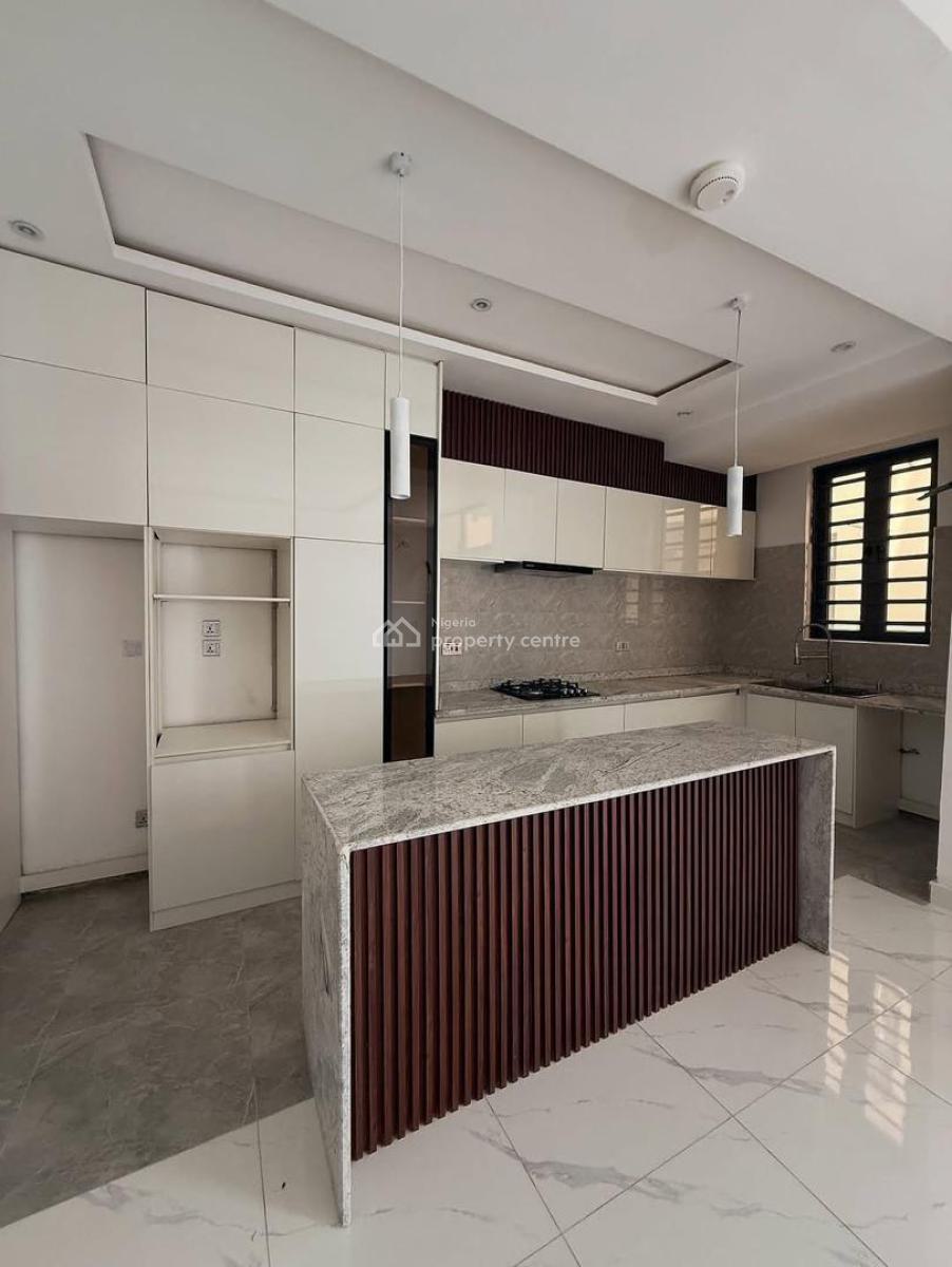 Newly Built 2  Bedroom Apartment with Pool,  Gym and Elevator, Ikate Elegushi, Lekki, Lagos, Block of Flats for Sale