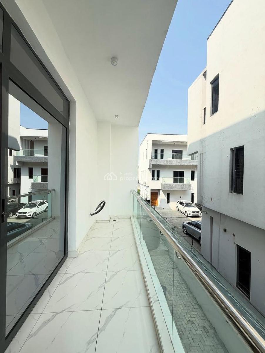 Newly Built 2  Bedroom Apartment with Pool,  Gym and Elevator, Ikate Elegushi, Lekki, Lagos, Block of Flats for Sale