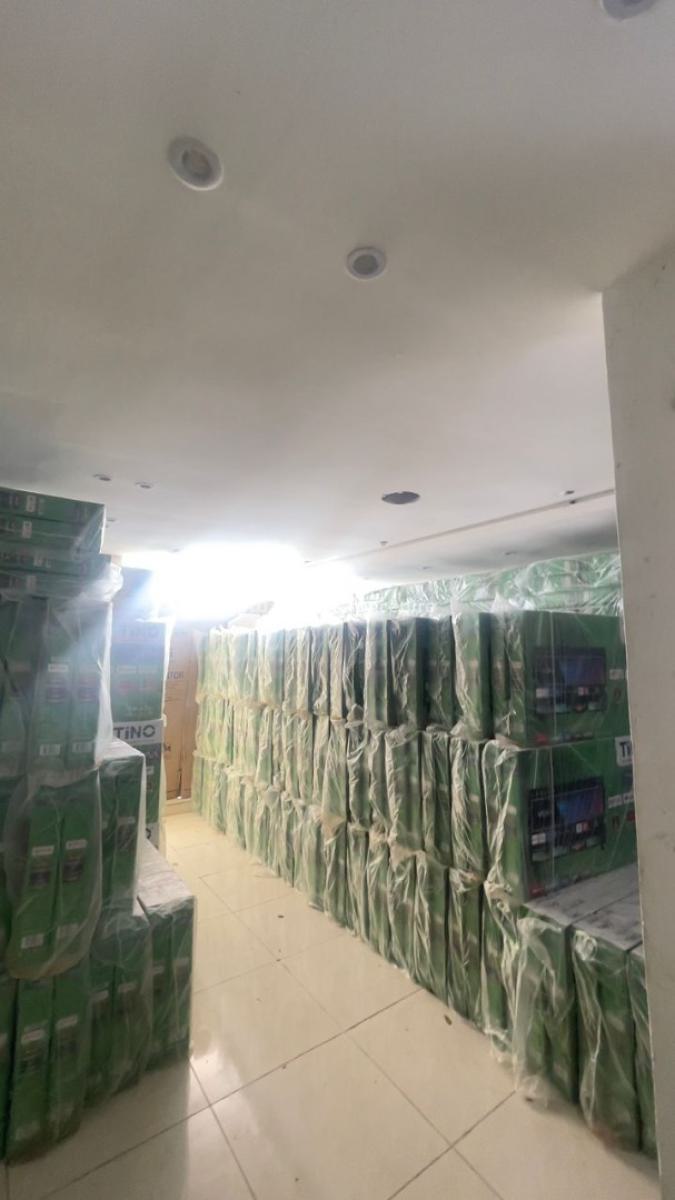 Spacious 250sqm + 60sqm Penthouse Commercial Space on The Upper Floor, Lekki Phase 1, Lekki, Lagos, Commercial Property for Rent