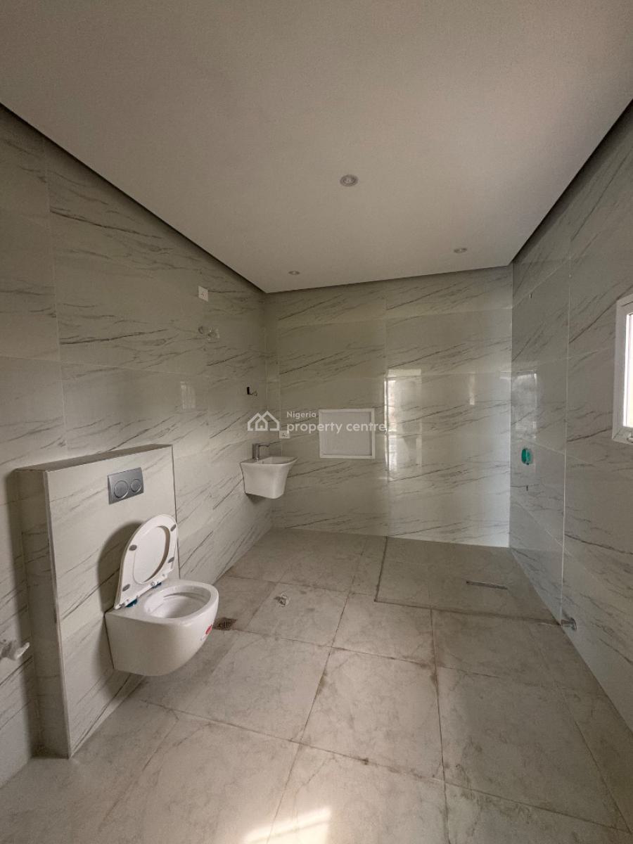 Well Finished Four (4) Bedroom Maisonette, Victoria Island (vi), Lagos, Flat / Apartment for Sale