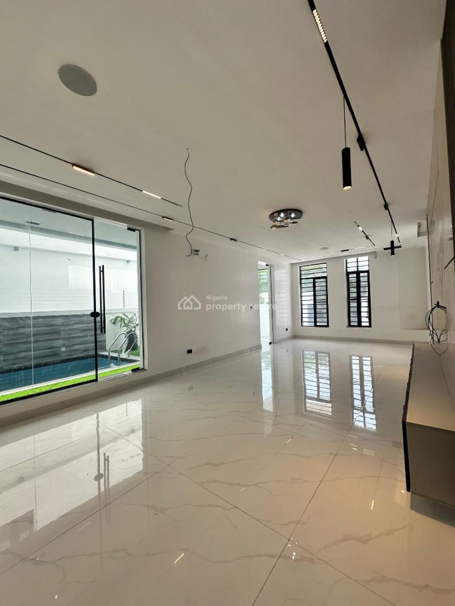 Elegantly Built 5 Bedroom Fully Detached with Bq, Pool, Cinema & Gym, Lekki Phase 1, Lekki, Lagos, Detached Duplex for Sale