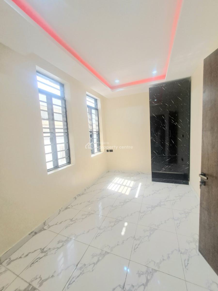 Newly Built 2 Bedroom Apartment, Lekki Phase 1, Lekki, Lagos, Flat / Apartment for Sale