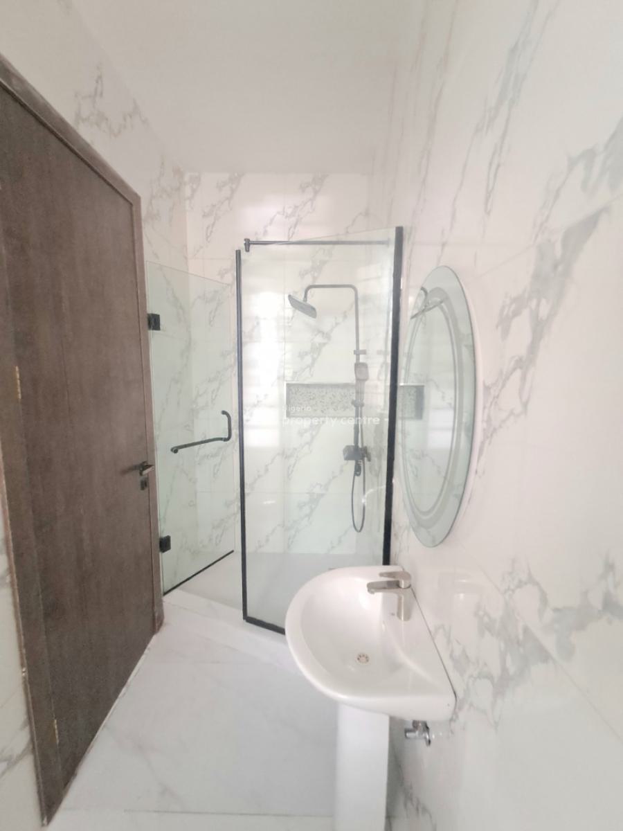 Newly Built 2 Bedroom Apartment, Lekki Phase 1, Lekki, Lagos, Flat / Apartment for Sale