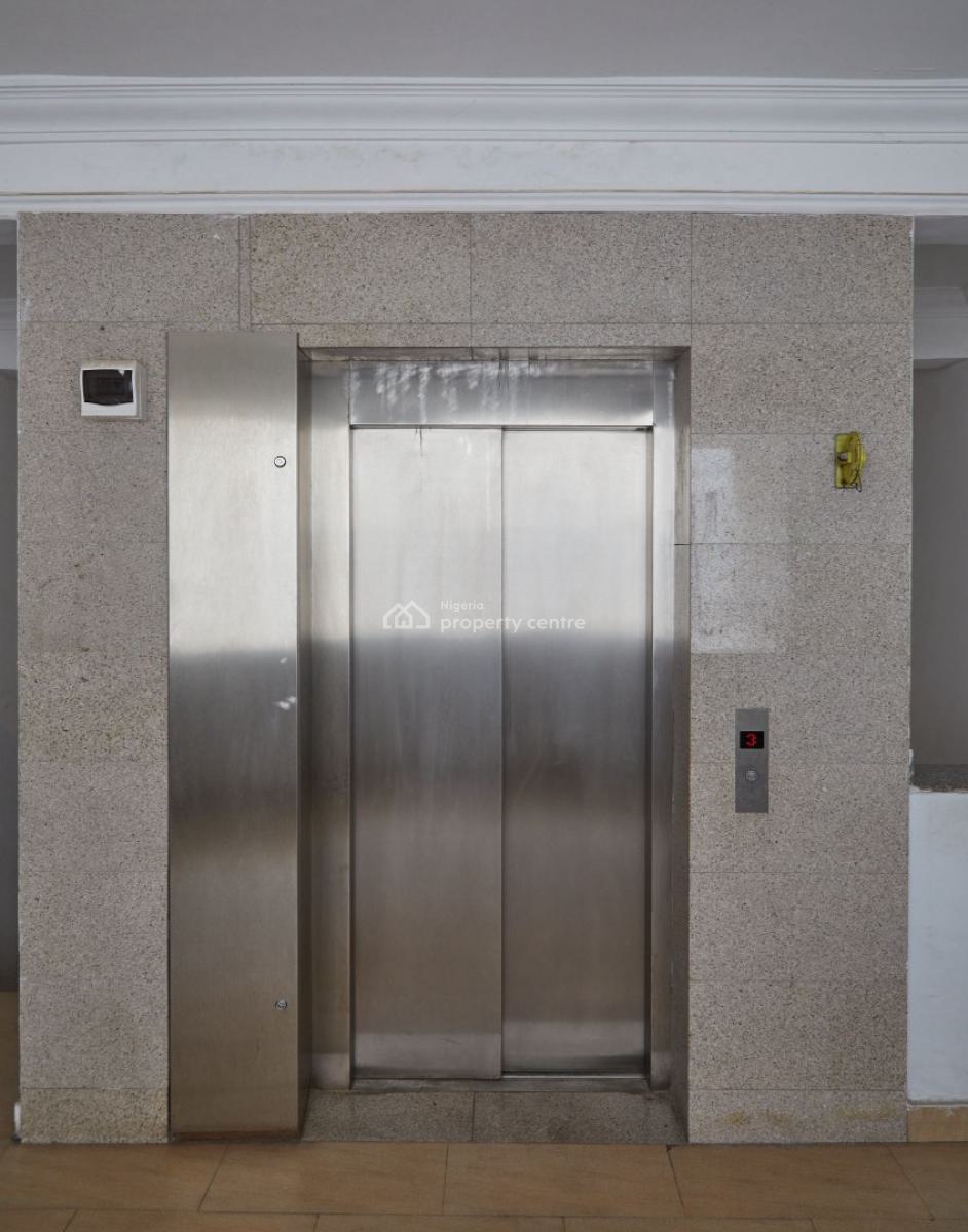 3 Bedroom Penthouse Apartment, Cadogan Estate, Osapa, Jakande, Lekki, Lagos, Flat / Apartment for Sale