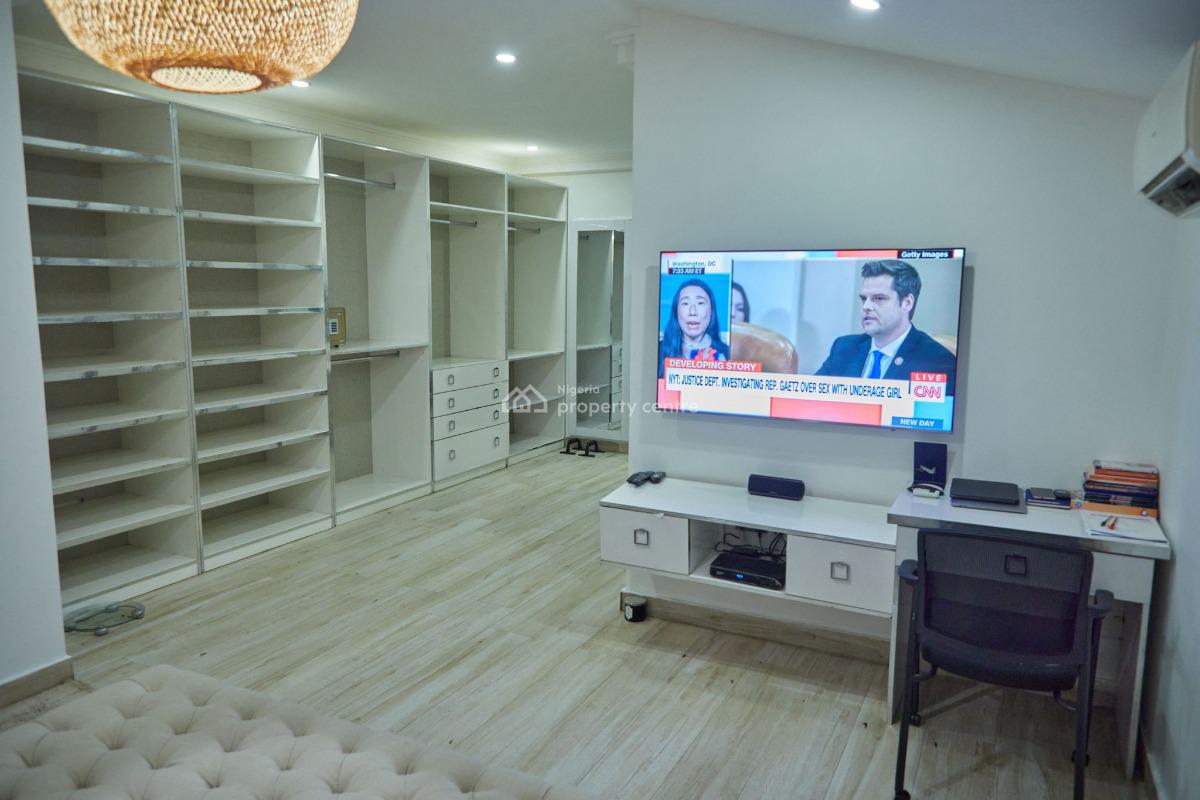 3 Bedroom Penthouse Apartment, Cadogan Estate, Osapa, Jakande, Lekki, Lagos, Flat / Apartment for Sale