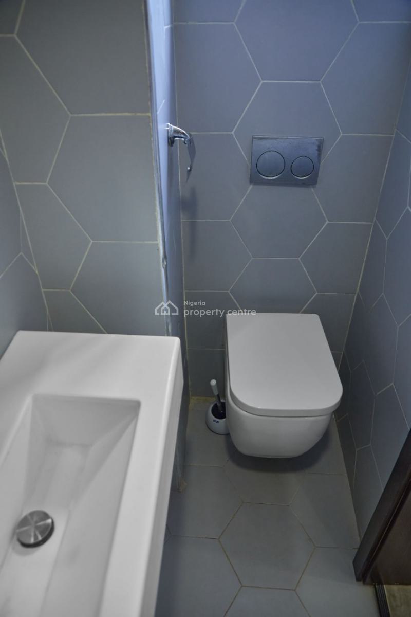 3 Bedroom Penthouse Apartment, Cadogan Estate, Osapa, Jakande, Lekki, Lagos, Flat / Apartment for Sale