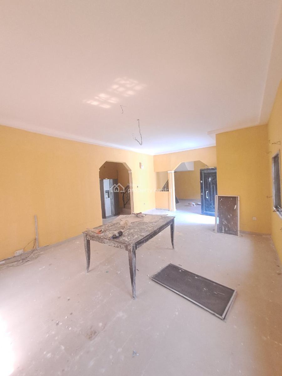 Well Built 5 Bedroom Semi Detached with Bq, Off Admiralty, Lekki Phase 1, Lekki, Lagos, Office Space for Rent