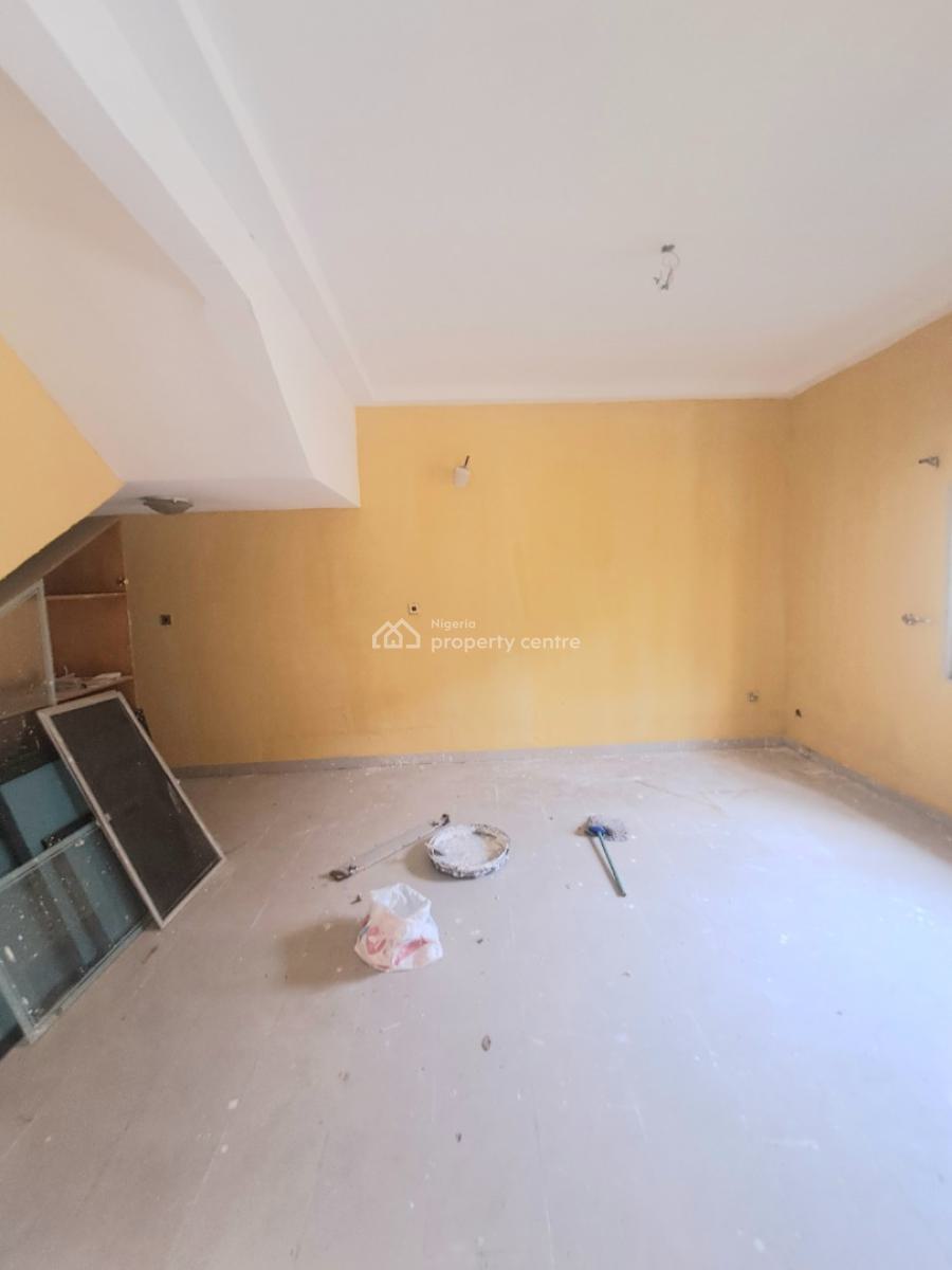 Well Built 5 Bedroom Semi Detached with Bq, Off Admiralty, Lekki Phase 1, Lekki, Lagos, Office Space for Rent