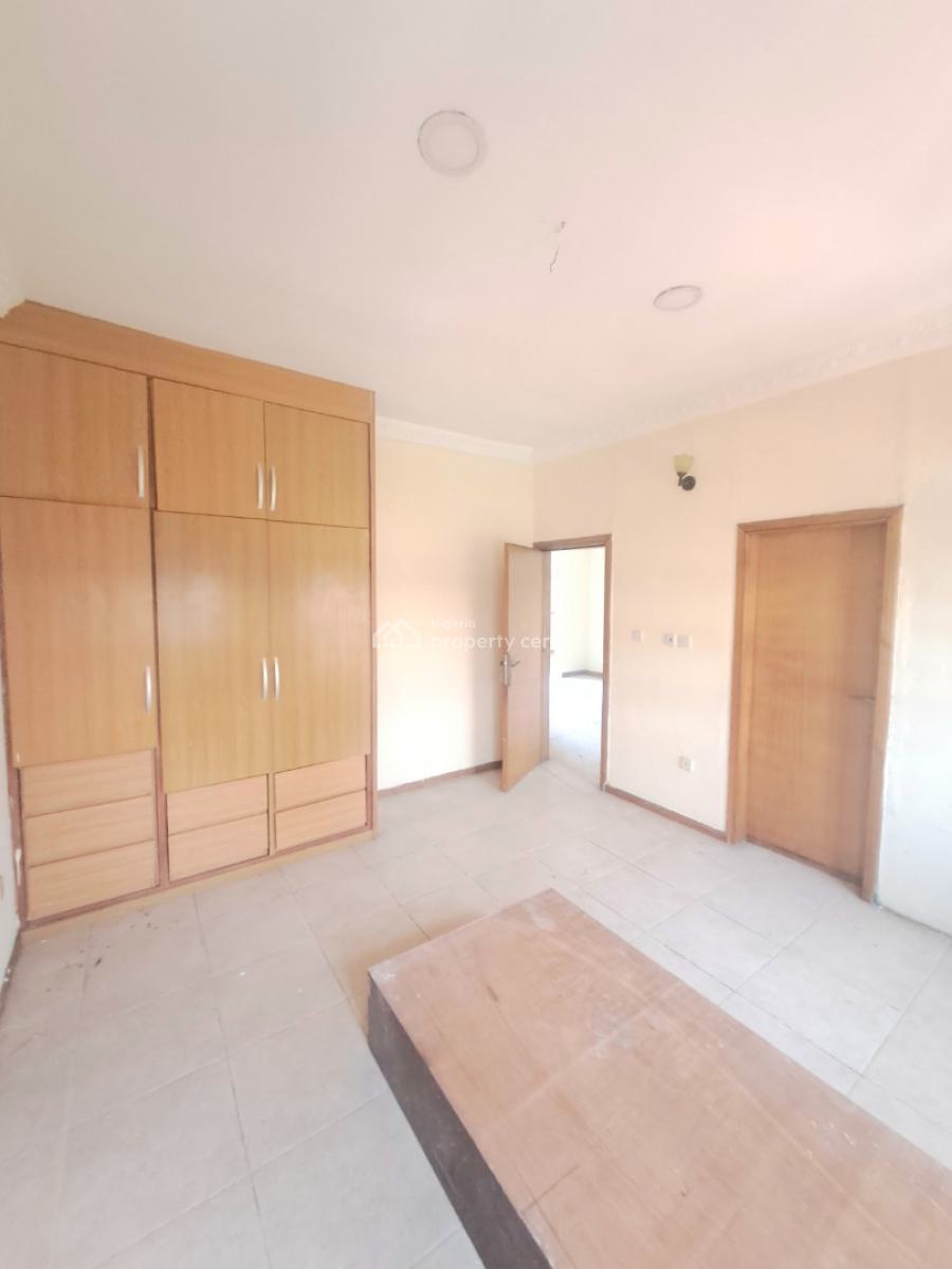 Well Built 5 Bedroom Semi Detached with Bq, Off Admiralty, Lekki Phase 1, Lekki, Lagos, Office Space for Rent