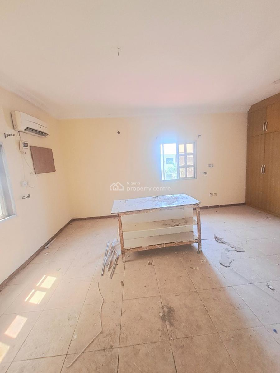 Well Built 5 Bedroom Semi Detached with Bq, Off Admiralty, Lekki Phase 1, Lekki, Lagos, Office Space for Rent