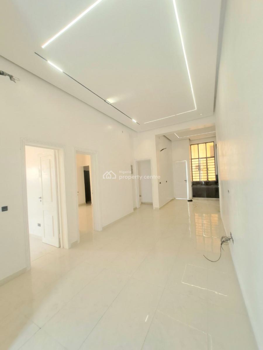 Newly Built 3 Bedroom Apartment with Pool, Gym & Elevator, Lekki Phase 1, Lekki, Lagos, Flat / Apartment for Sale