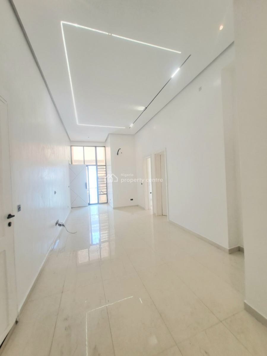 Newly Built 3 Bedroom Apartment with Pool, Gym & Elevator, Lekki Phase 1, Lekki, Lagos, Flat / Apartment for Sale