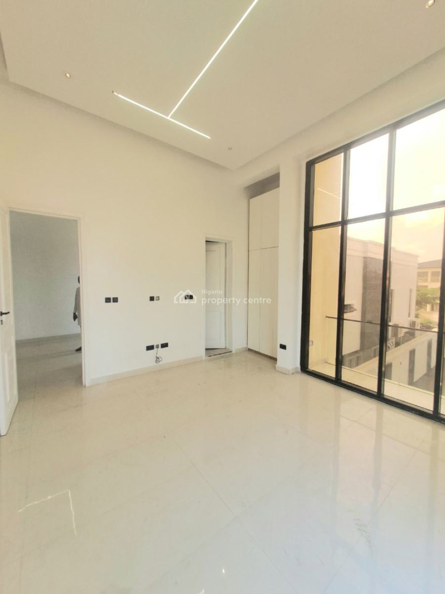 Newly Built 3 Bedroom Apartment with Pool, Gym & Elevator, Lekki Phase 1, Lekki, Lagos, Flat / Apartment for Sale