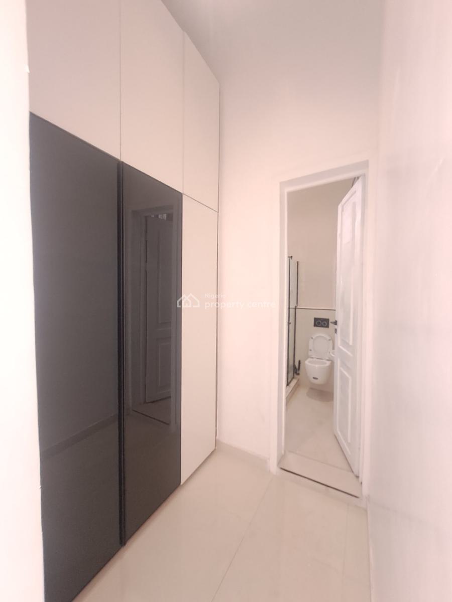 Newly Built 3 Bedroom Apartment with Pool, Gym & Elevator, Lekki Phase 1, Lekki, Lagos, Flat / Apartment for Sale