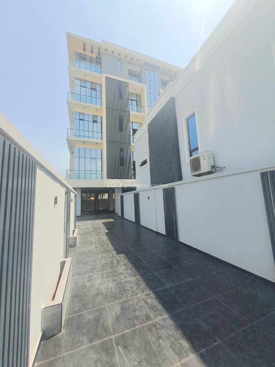 Newly Built 3 Bedroom Apartment with Pool, Gym & Elevator, Lekki Phase 1, Lekki, Lagos, Flat / Apartment for Sale