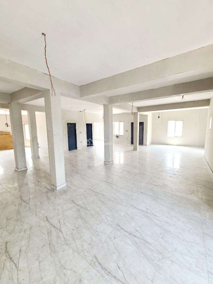 Brand New Commercial Open Space_ 325sqm, Chevron Drive, Lekki, Lagos, Plaza / Complex / Mall for Rent