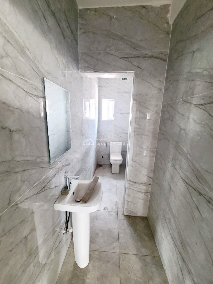 Brand New Commercial Open Space_ 325sqm, Chevron Drive, Lekki, Lagos, Plaza / Complex / Mall for Rent