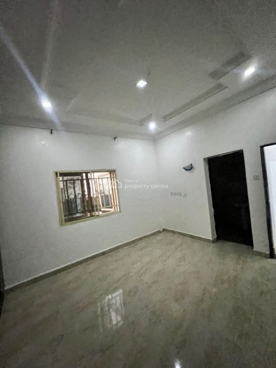 Very Decent 2 Bedrooms Flat, News Engineering, Dawaki, Gwarinpa, Abuja, Flat / Apartment for Rent